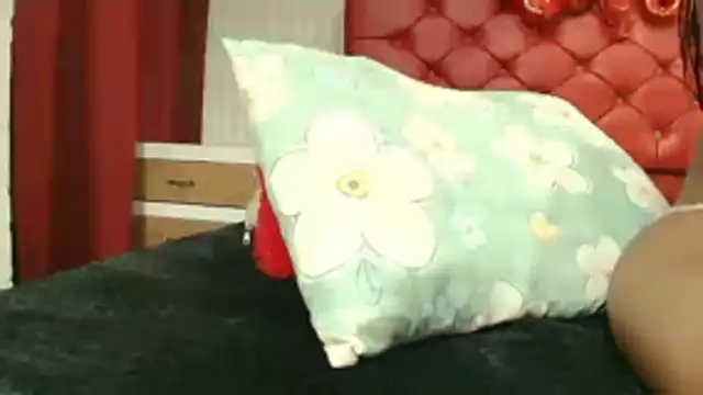 Elizabetth_Roman – Naživo XXX chat