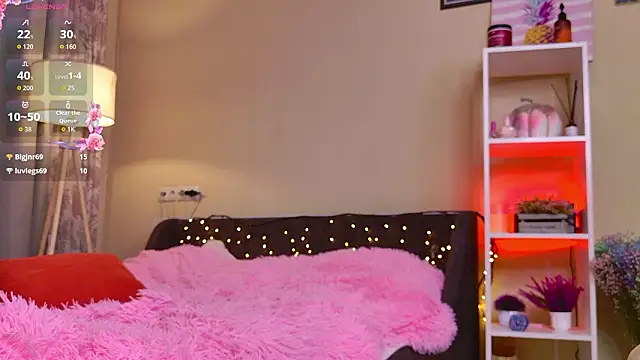 Mirellune élő XXX-chatje