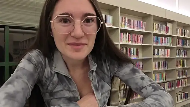 bambifarrina's Webcam Show