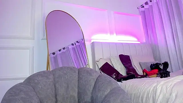 Chatroom XXX en direct de ada_belucci