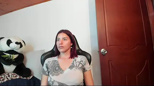 Arenne_rouse's Live XXX Chat