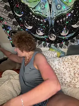 SuzyCatzz – Naživo XXX chat