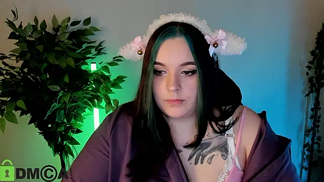 Mia_R0ss: онлайн-се кс-чат