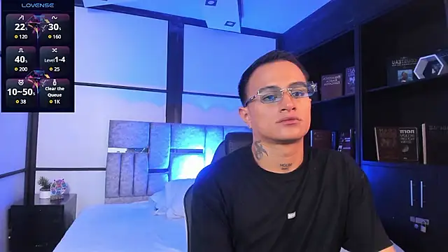 LiamDeep Adlı Modelin Canlı XXX Sohbeti