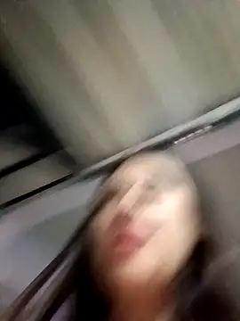 XXX chat uživo modela MariBelle1