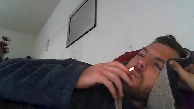 THE_CHEEKY_ALPHA Chat XXX live