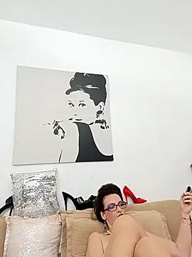 RebeccaNoble's Live XXX Chat