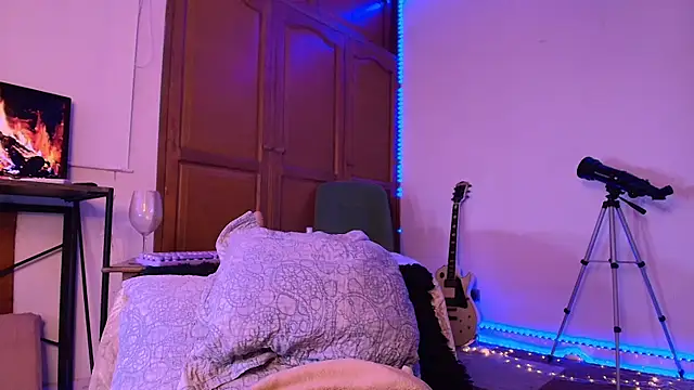 Giantonelawow – Naživo XXX chat