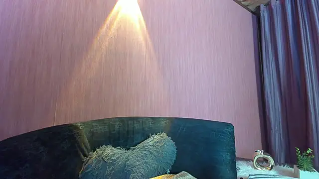 Chat XXX ao vivo de DanielaMonroe