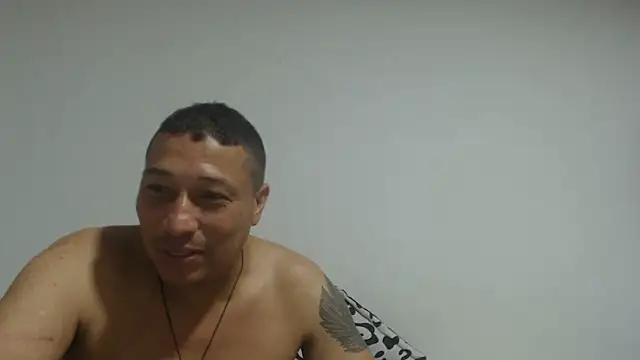 pareja_latina1483 Obrolan Langsung XXX