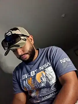 KLEYTON33 Adlı Modelin Web Kamerası Şovu