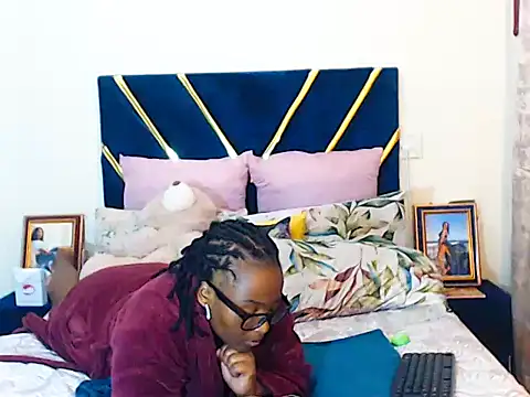 veronica1xxx লাইভ XXX চ্যাট