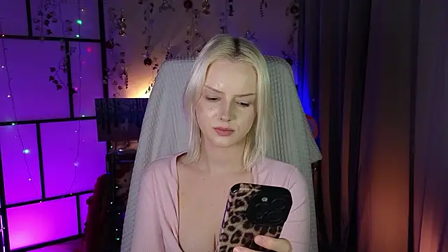 ImBonBon Adlı Modelin Canlı XXX Sohbeti