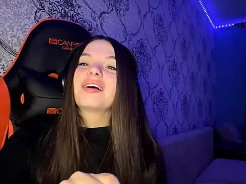 AkikoAnkromのウェブカメラショー