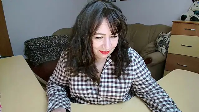 Živý XXX chat Lucretia_Goldi_