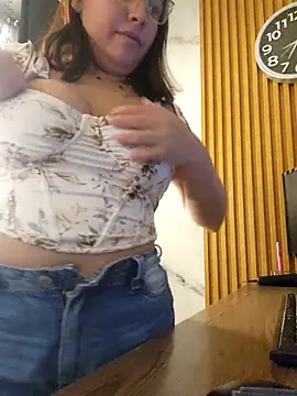 Czat XXX na żywo – LizzRouse