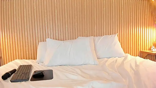 NahimiThompson 现场XXX聊天