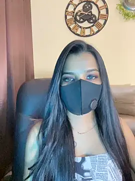 its_ur_flora Adlı Modelin Canlı XXX Sohbeti