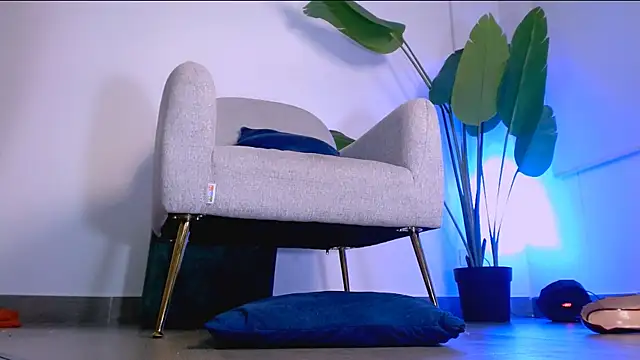 emily_ox0's Live XXX Chat