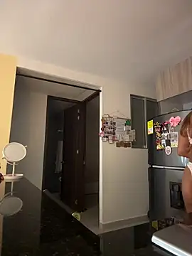 SaraParisi's Live XXX Chat