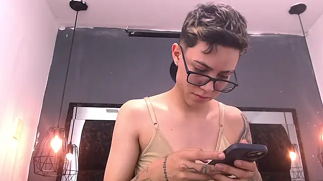 Cutie_Shy_ Live XXX-chat