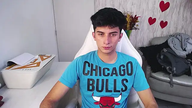 MrWilliseo Adlı Modelin Canlı XXX Sohbeti