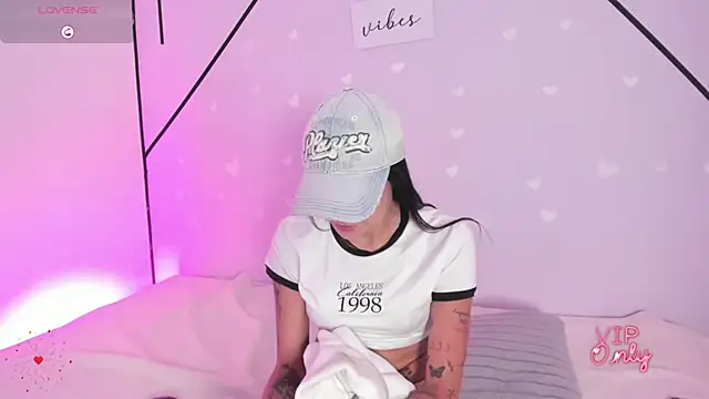 Živý XXX chat MiahCornell_