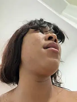 LuckyKhloe 라이브 XXX 채팅