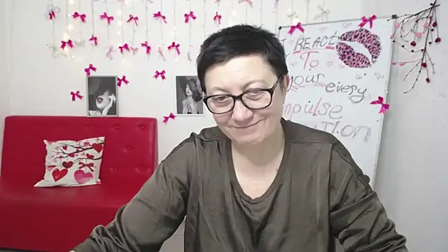 EmilyL0ven Live XXX chat