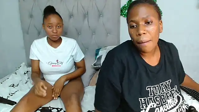 MelowD_2のライブXXXチャット