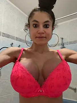 F3ckd0lllucy Webcam-Show