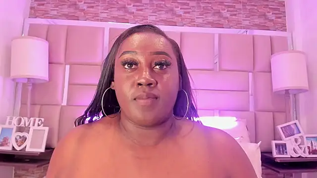 ShaniaBrownn 라이브 XXX 채팅