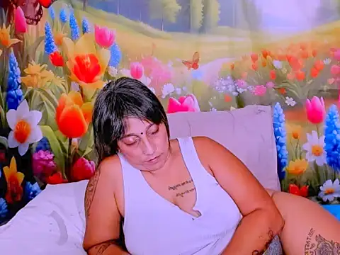 indianroxy 现场XXX聊天