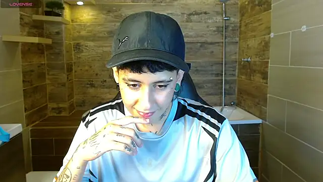 แชท XXX สดของ Ethan_lennox