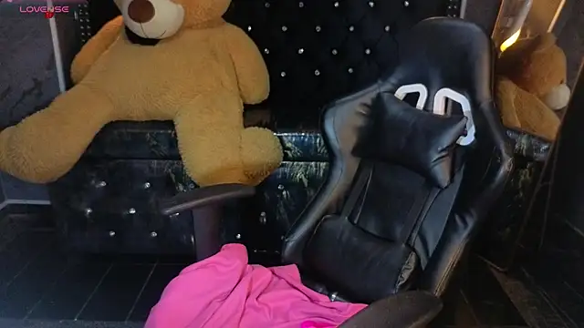 Kitty_fox_b – Live XXX-chat