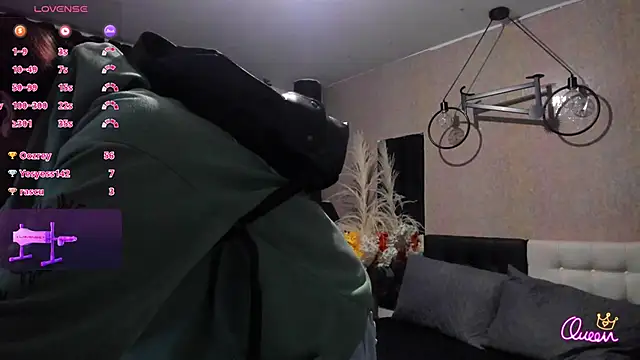 Almaazz Show in webcam