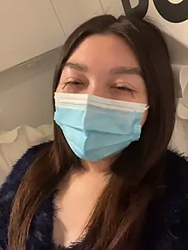 fioralbaのライブXXXチャット