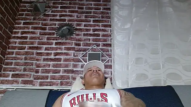 jordan_bigcock_'s Live XXX Chat