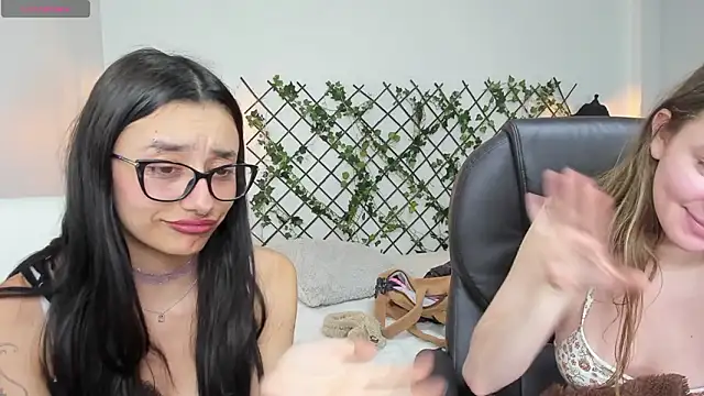 nana__rousse webcam show