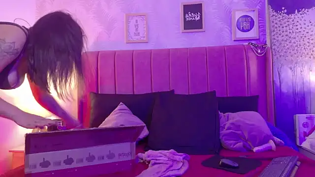 natacha__black_ Obrolan Langsung XXX