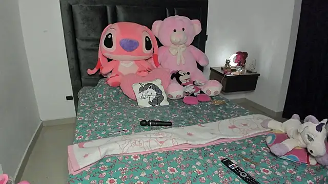 Paulet_Johnson Live XXX-chat