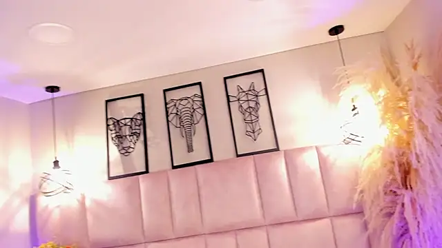 Viollet_xoxo élő XXX-chatje