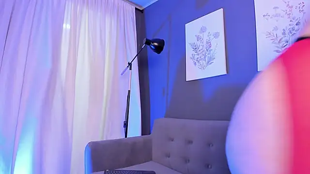 emy_williams Chat XXX live