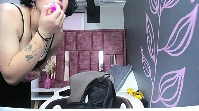 Kiara_Fox__ élő XXX-chatje