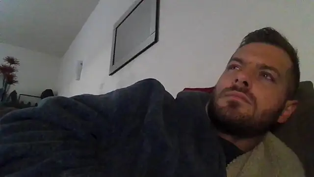 XXX chat uživo modela THE_CHEEKY_ALPHA