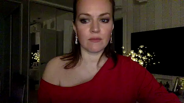 Ivoryne 即時 XXX 聊天