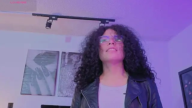 Zoe-yanin Live XXX Chat