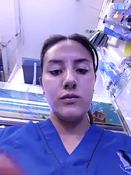 LuisaLean Chat XXX in diretta