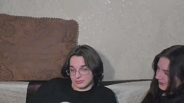 Онлайн чат XXX love_lina_muuur