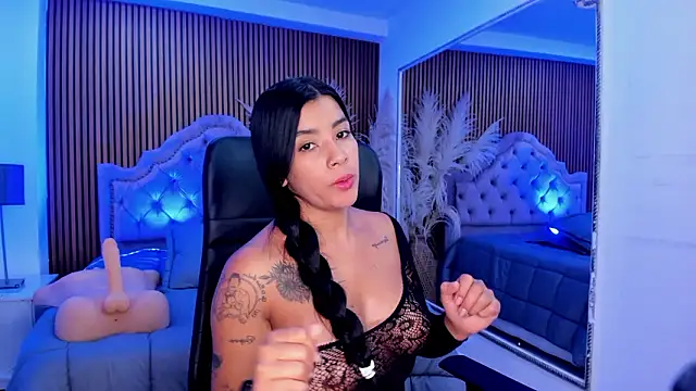 SelenaStonne's Live XXX Chat